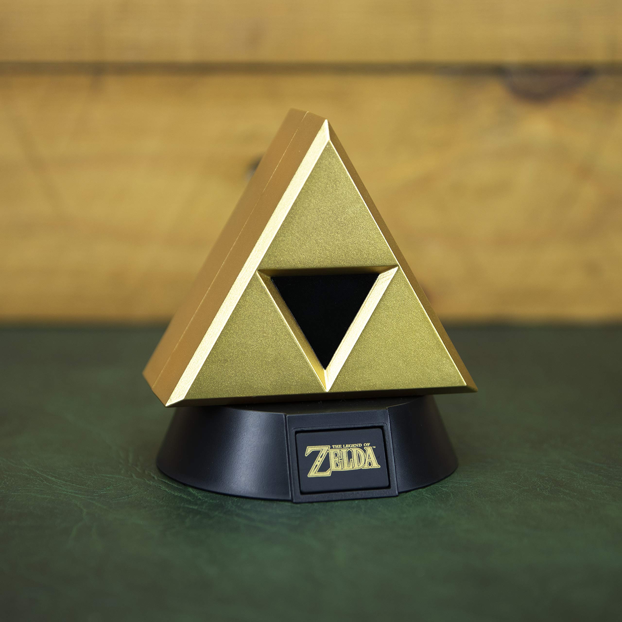 Paladone Gold Triforce Icon Light | Basado en la leyenda de Zelda